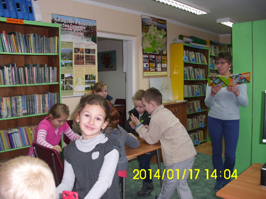 Lekcja biblioteczna z okazji urodzin Kornela Makuszyńskiego